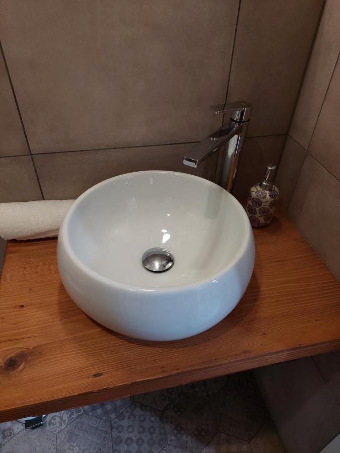Aux Trois Soleils Bed & Breakfast Chexbres Ngoại thất bức ảnh