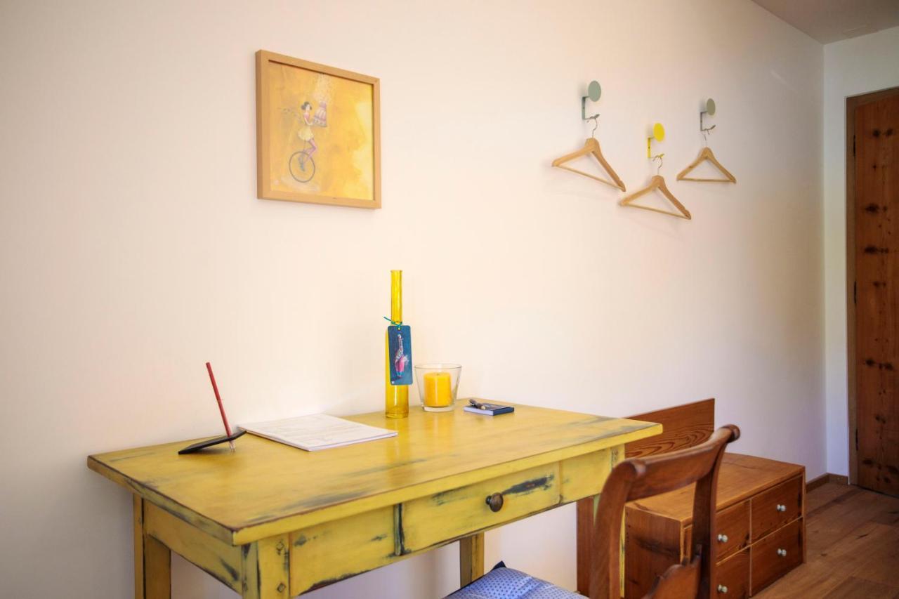Aux Trois Soleils Bed & Breakfast Chexbres Ngoại thất bức ảnh
